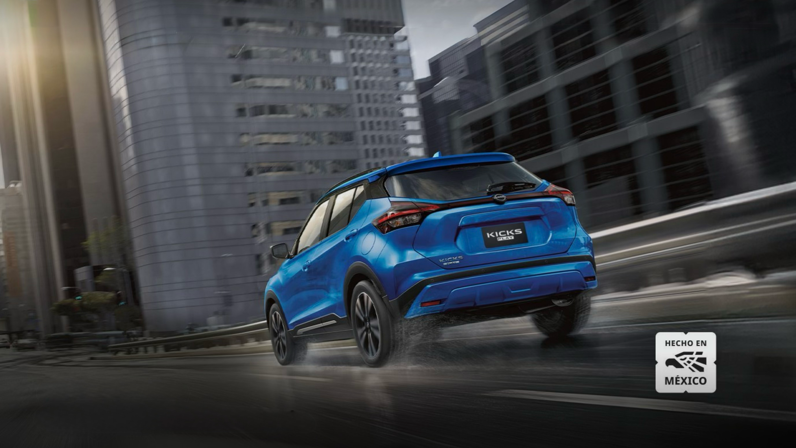 2025 Nissan Kicks Play Advance MT