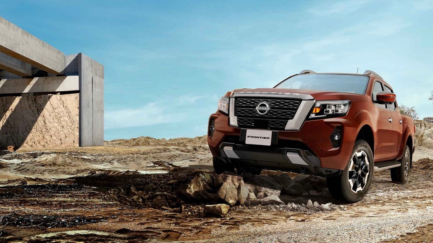 2026 Nissan Frontier XE TM