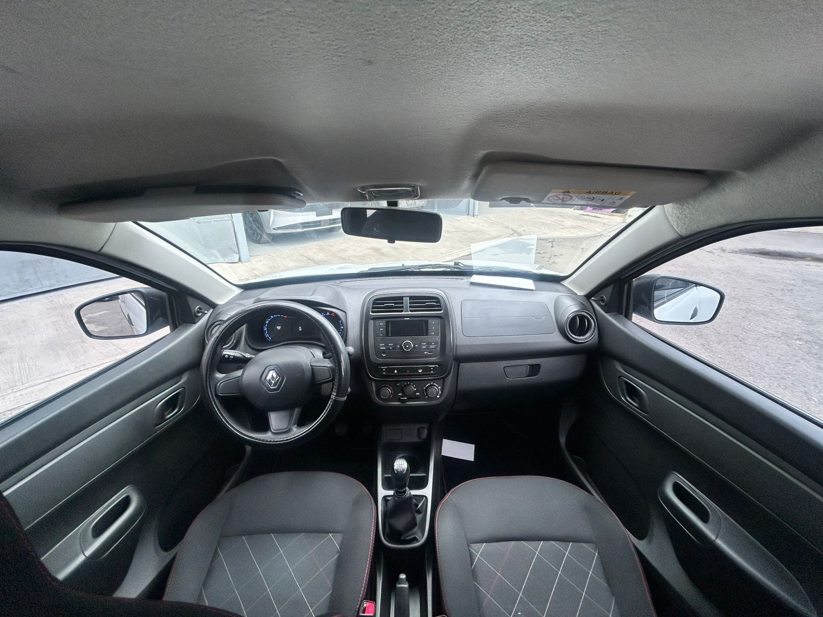 2025 Renault Kwid 1.0 Intens Mt