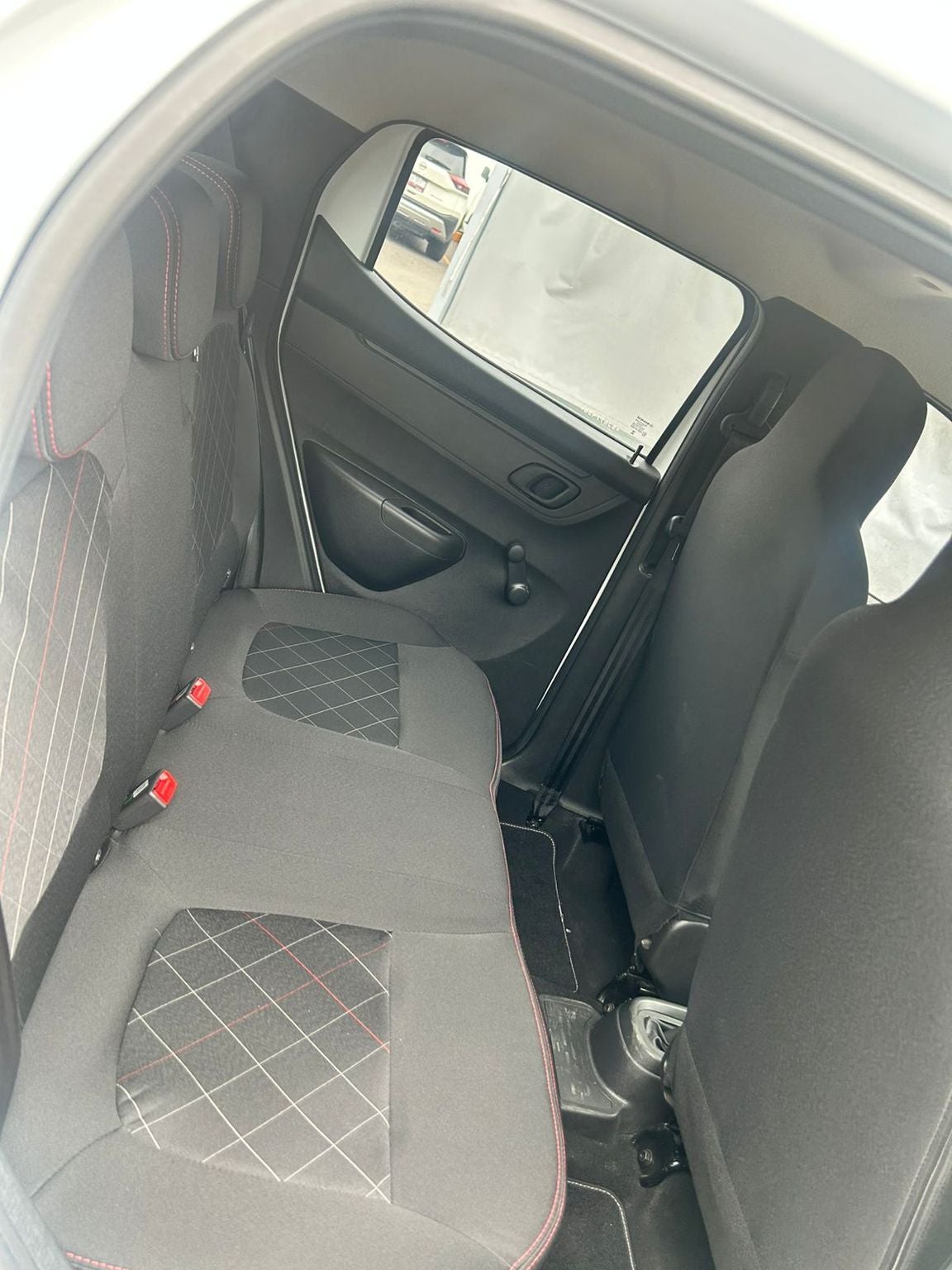 2025 Renault Kwid 1.0 Intens Mt
