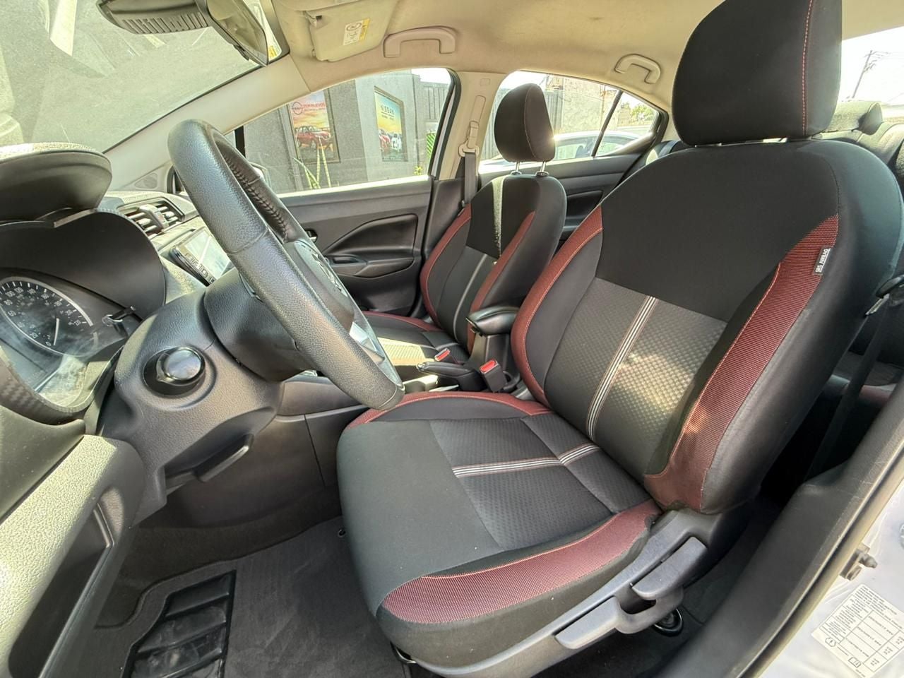 2024 Nissan Versa 1.6 SR At