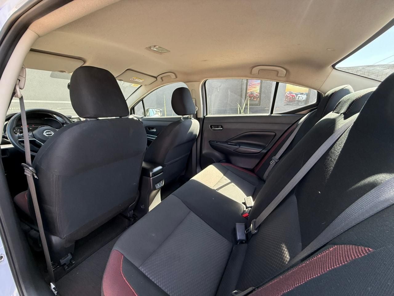 2024 Nissan Versa 1.6 SR At