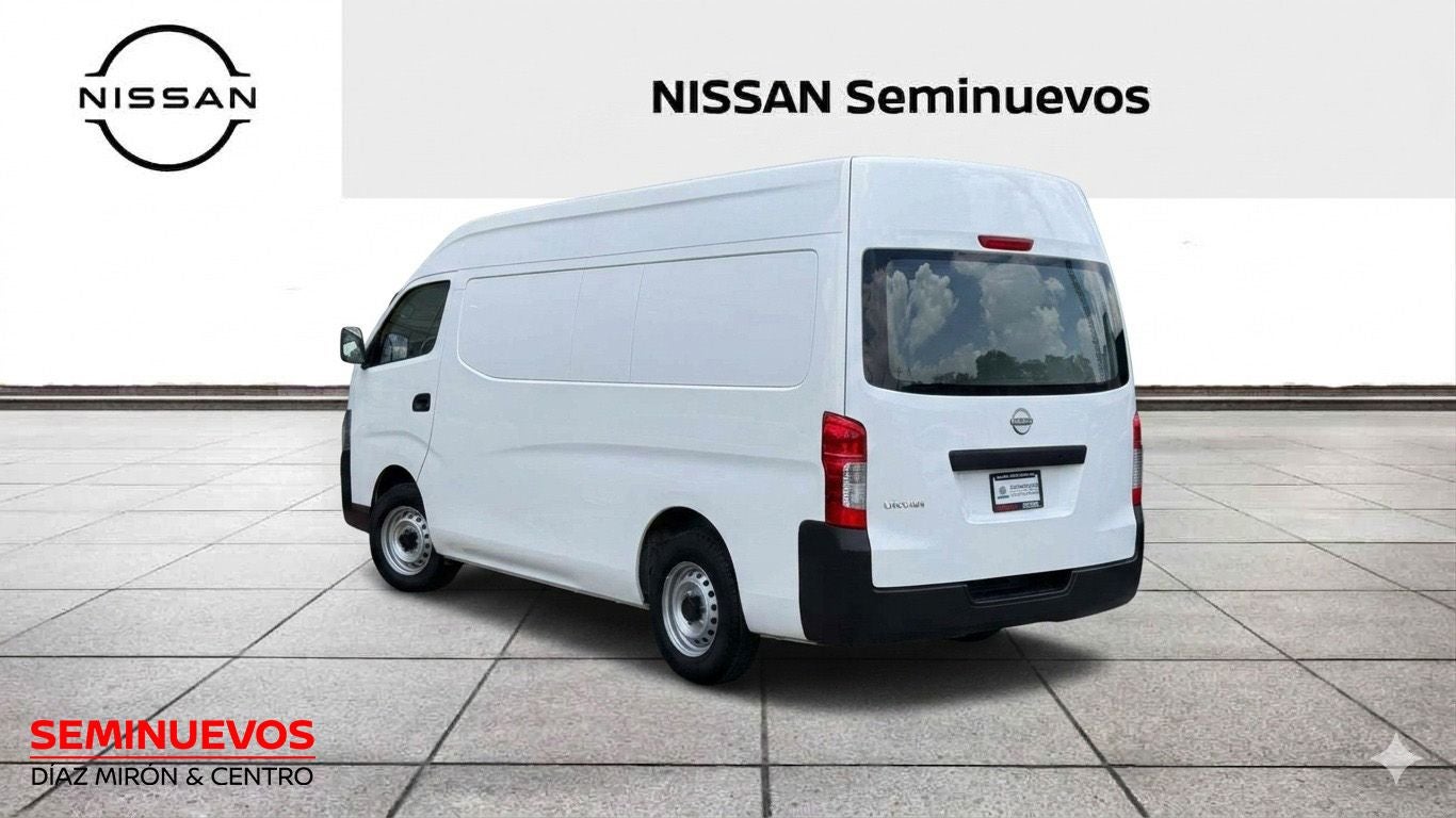 2024 Nissan Urvan 2.5 Panel Amplia AA Mt