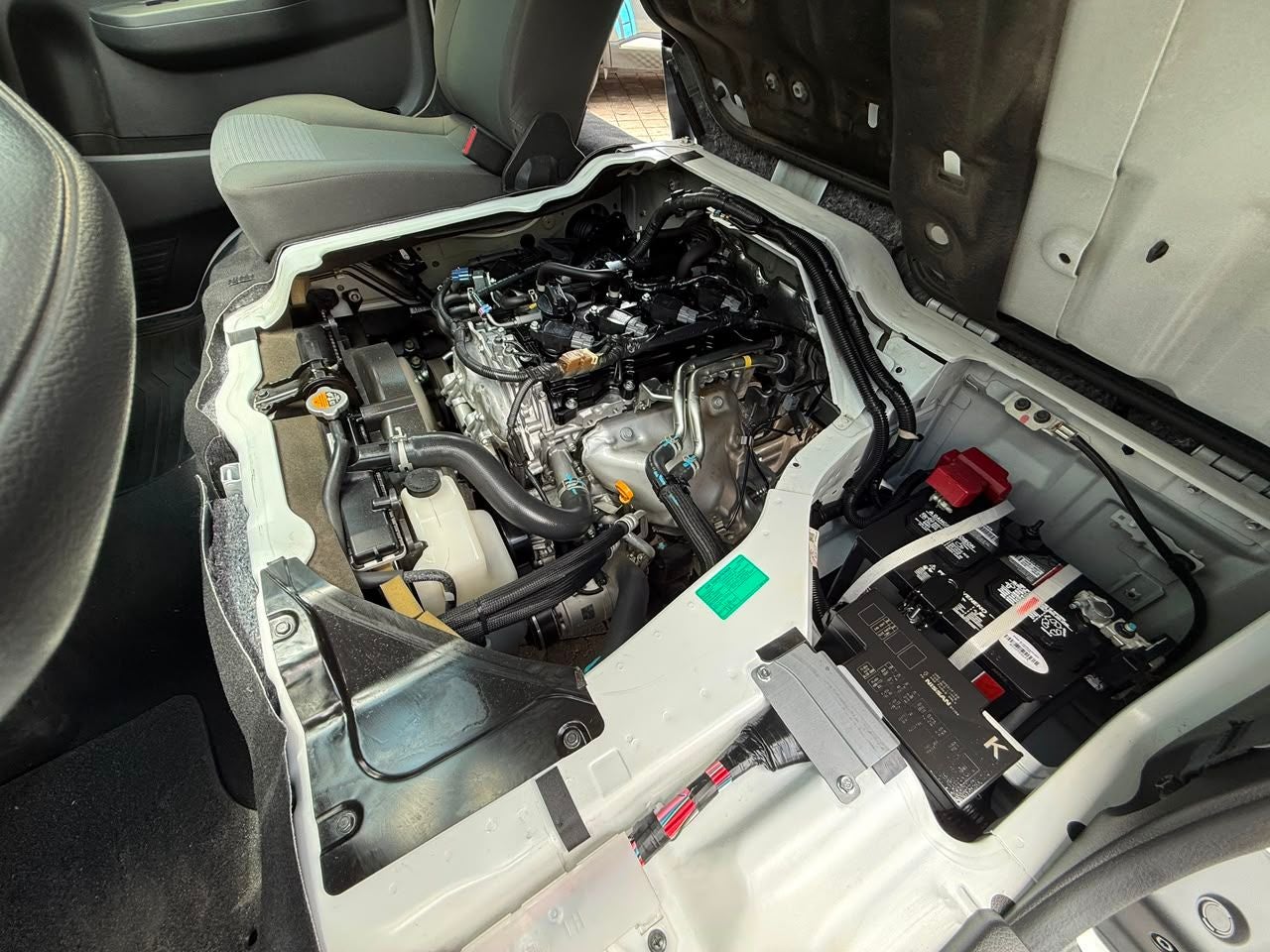 2024 Nissan Urvan 2.5 Panel Amplia AA Mt