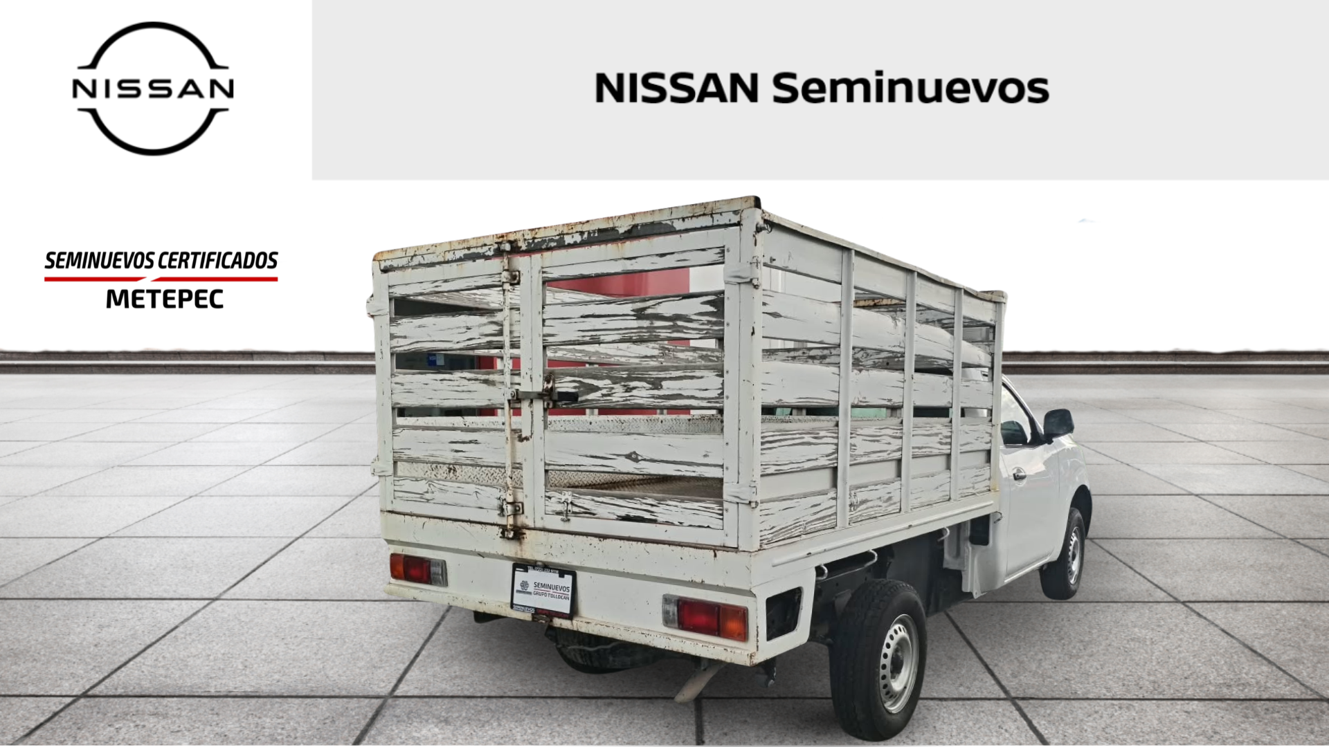 2017 Nissan NP300 2.5 Estacas Dh Aa Mt