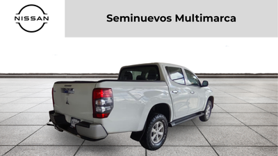 2023 Mitsubishi L200 2.4 Glx Cabina Doble 4x4 Diesel Mt