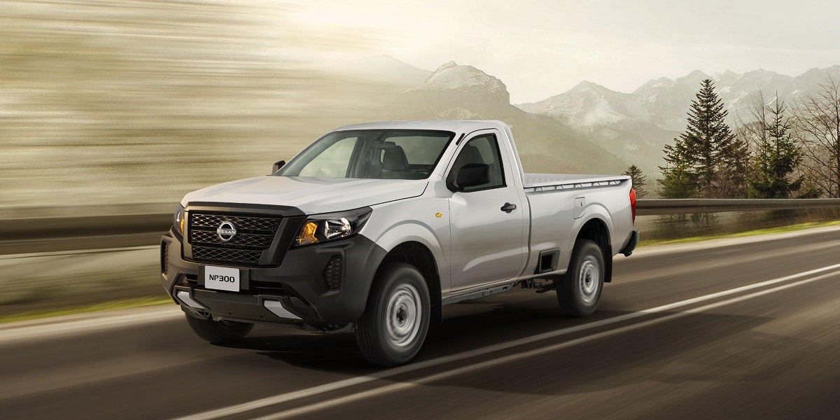 Nissan NP300 Exterior1